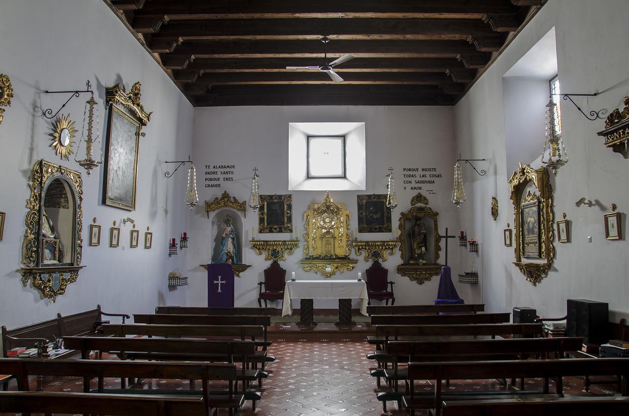 Convento Madre De Dios De Carmona Hotel Exterior photo