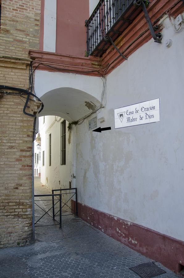 Convento Madre De Dios De Carmona Hotel Exterior photo